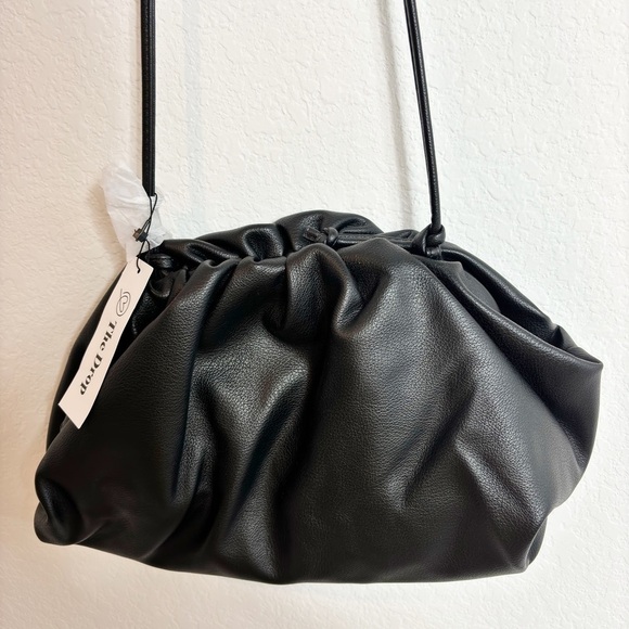 THE DROP POUCH BLACK WOMEN CLUTCH SPACIOUS BAG BRAND NEW WITH TAGS - Picture 2 of 6